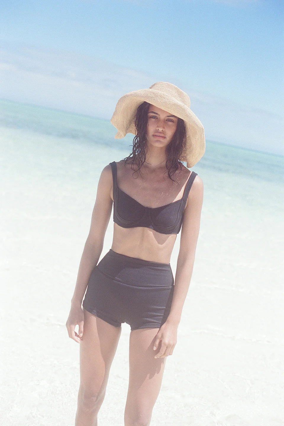 RAFFIA WIDE BRIM HAT | NATURAL
