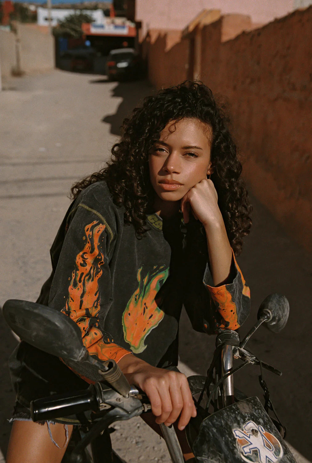 FLAMING HEARTS TOMMY TEE