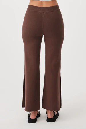 RIA PANT | CHOCOLATE