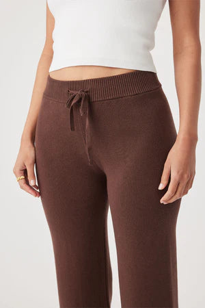 RIA PANT | CHOCOLATE