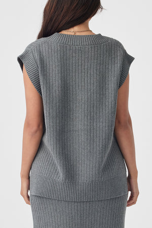 VERA VEST