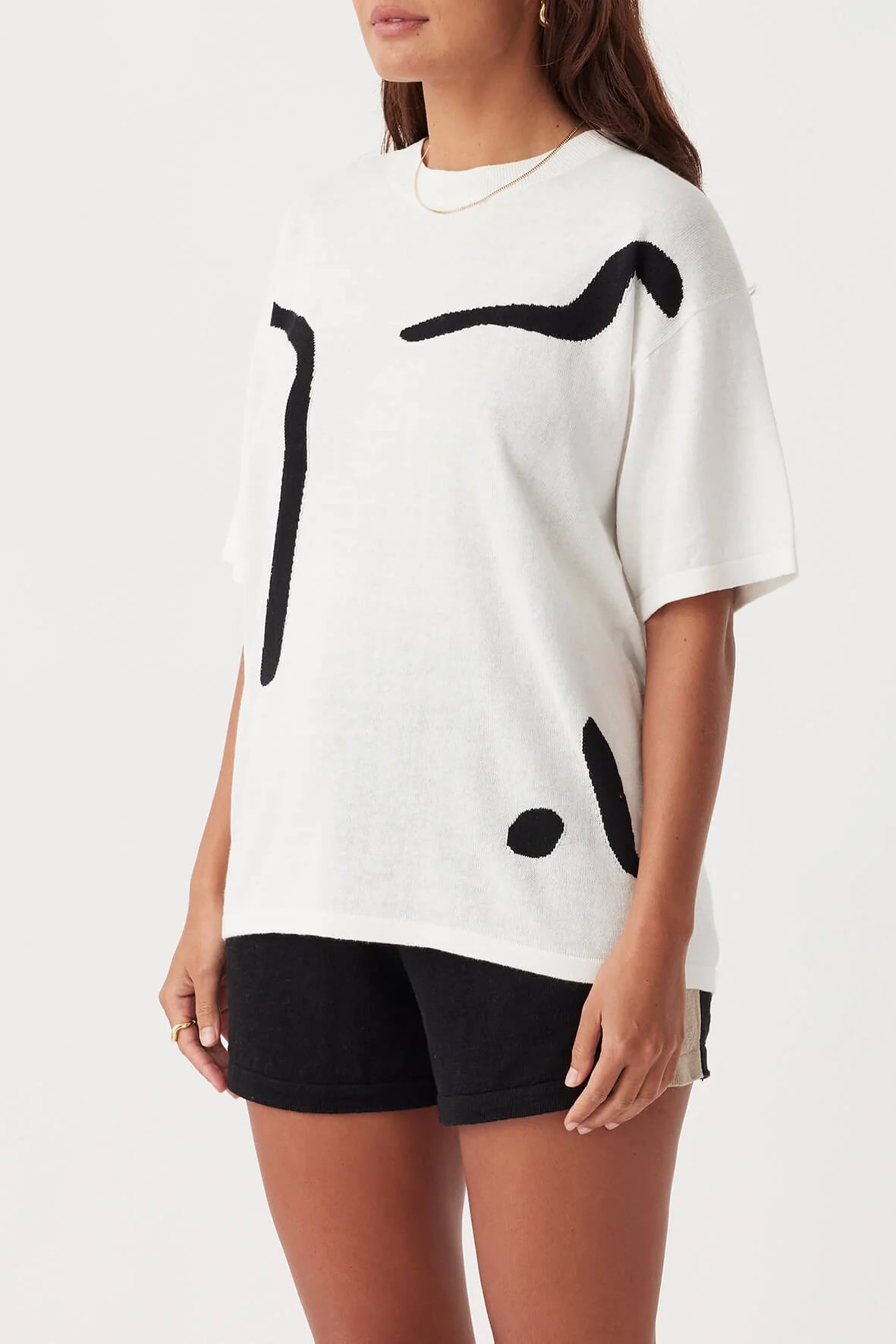 HAZEL ORGANIC COTTON-LINEN TSHIRT | CREAM & BLACK