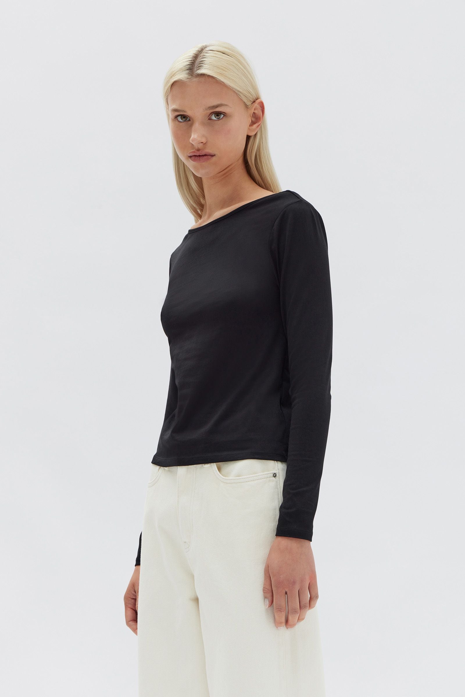 JADE SCOOP BACK JERSEY LONG SLEEVE TOP | BLACK