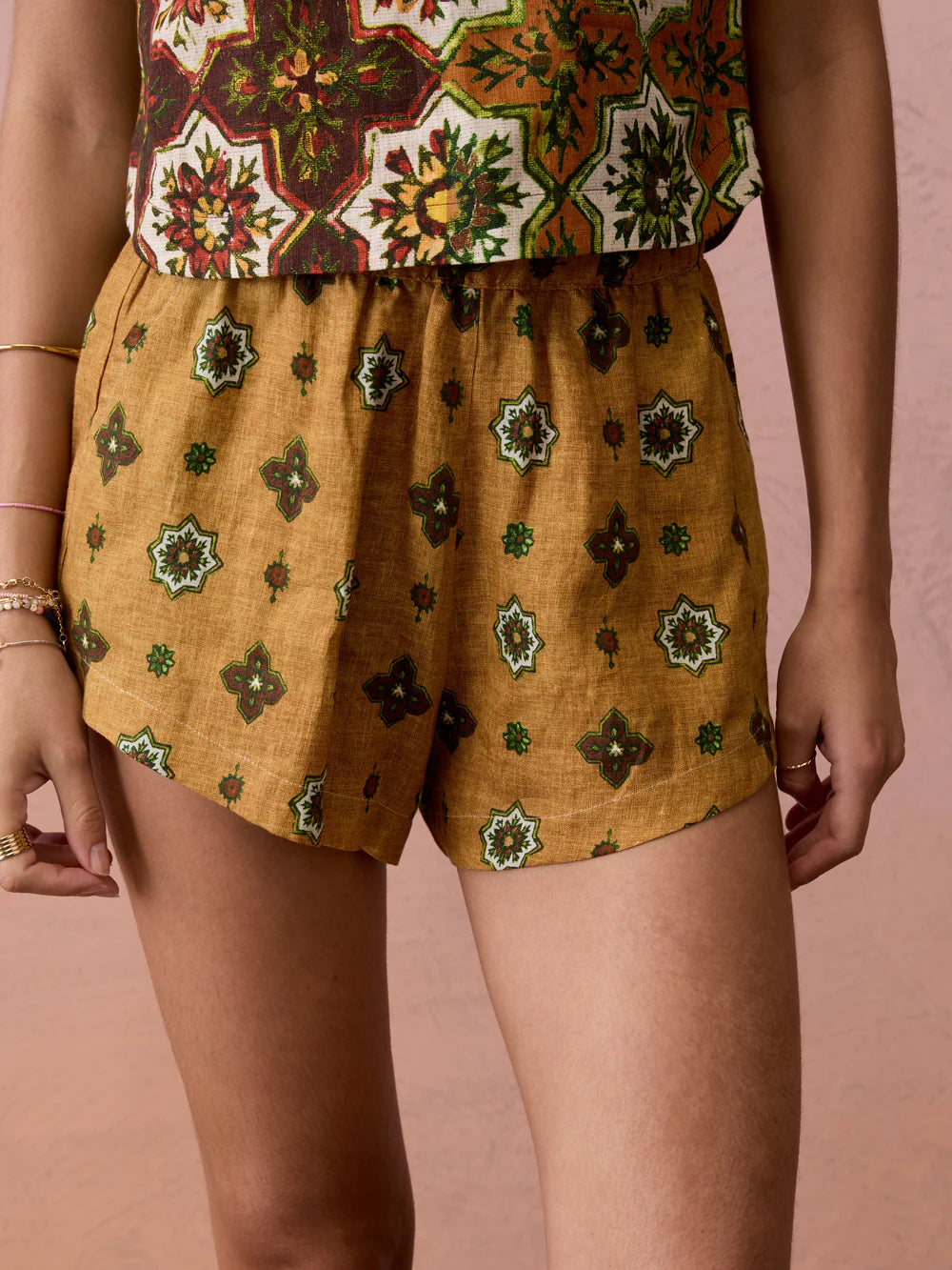 ALHAMBRA MINIMAL SHORT