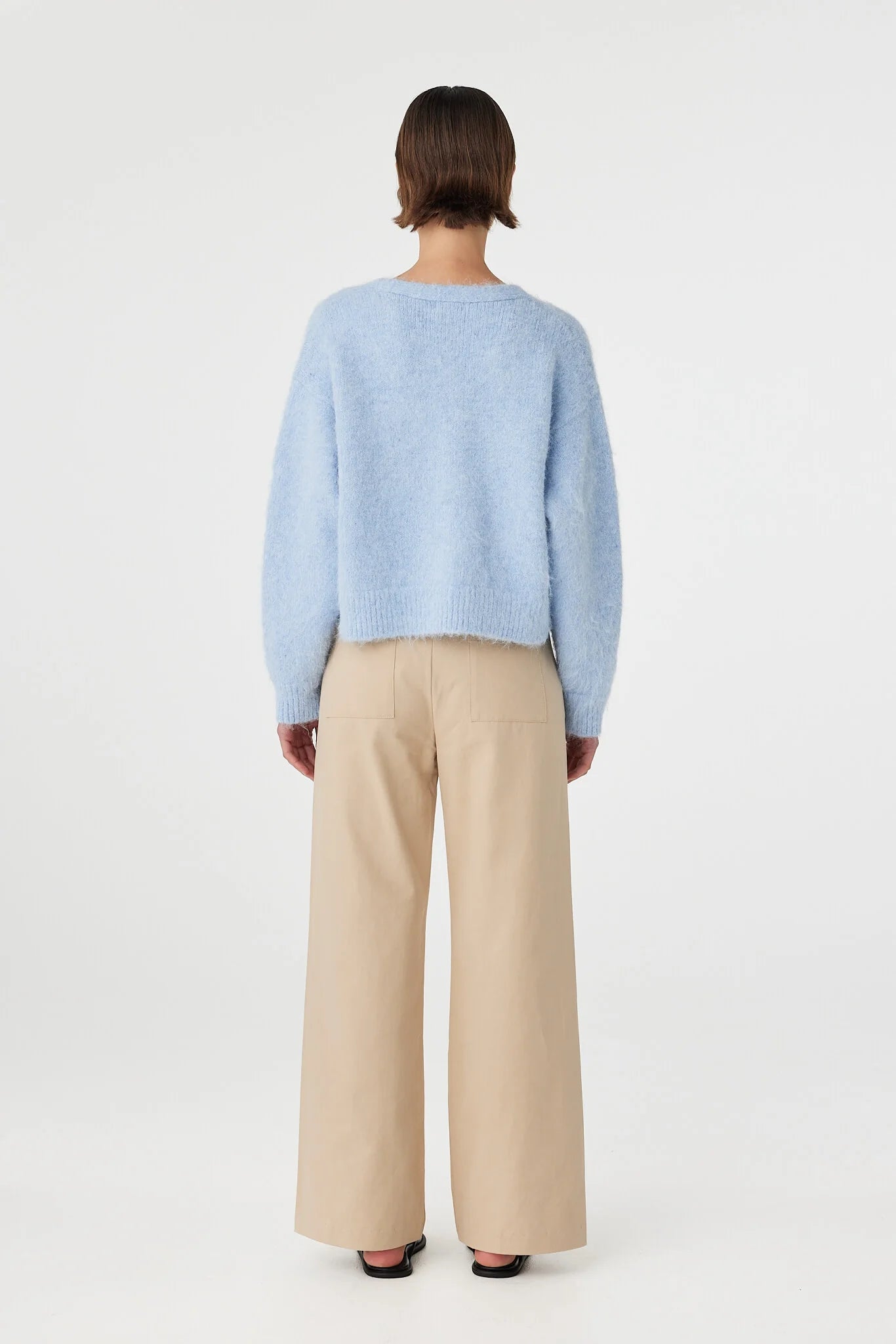 LIORA FLUFFY CARDIGAN | SKY