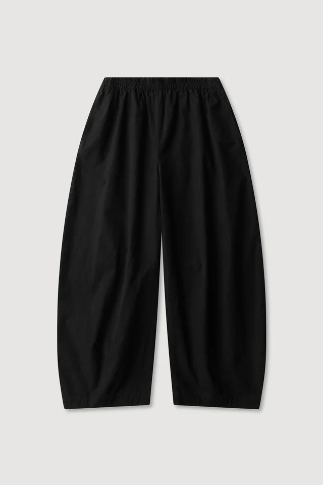 LOLA BARREL PANT | BLACK