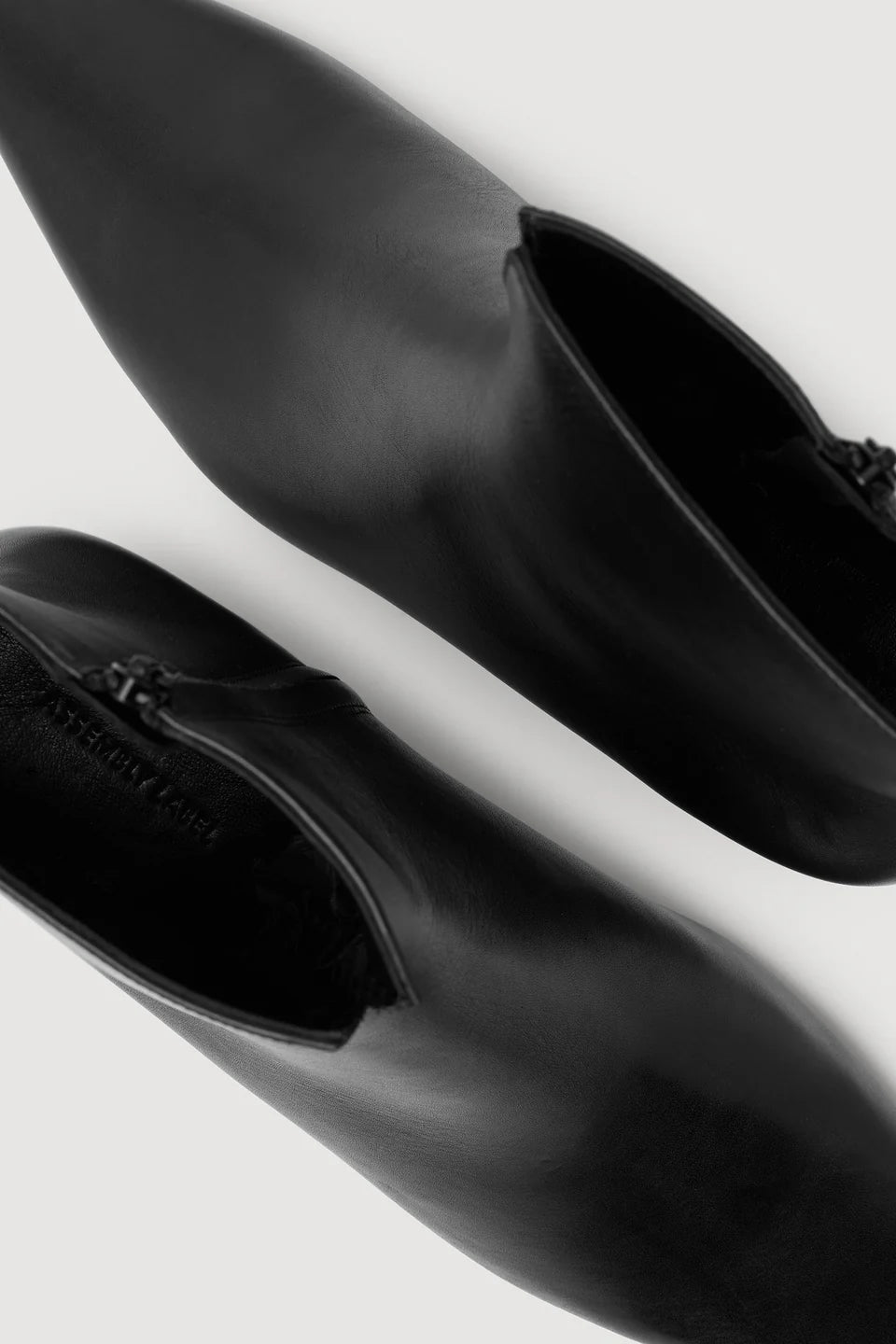 CHARLOTTE HEELED BOOT | BLACK