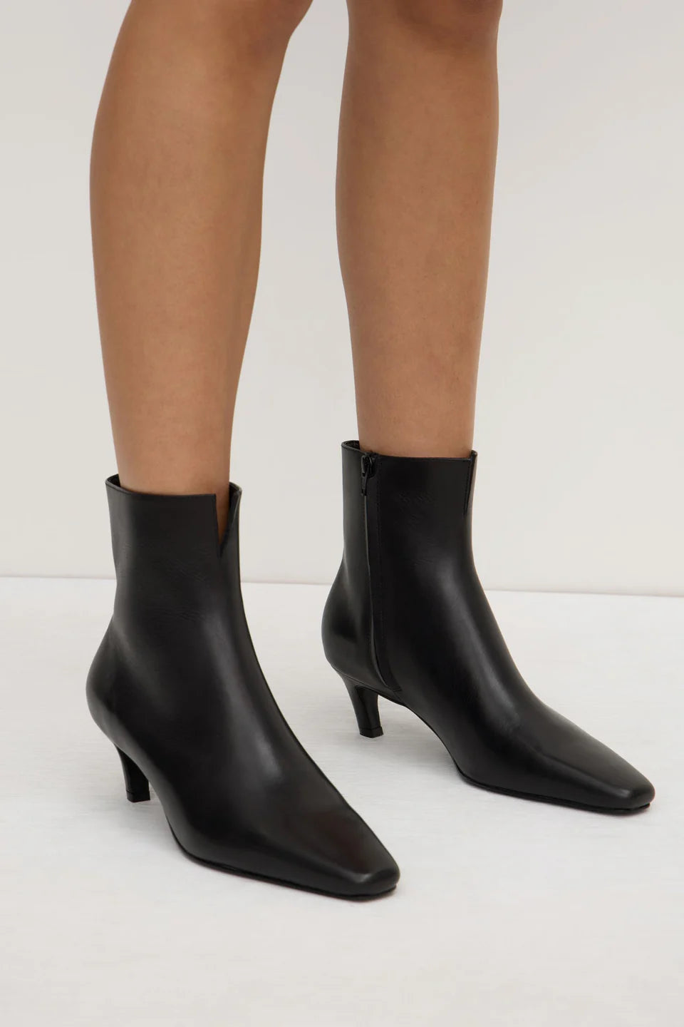 CHARLOTTE HEELED BOOT | BLACK