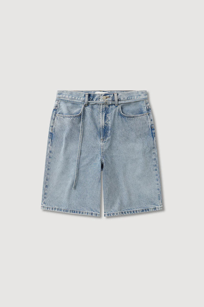 LOOSE FIT LONG DENIM SHORT