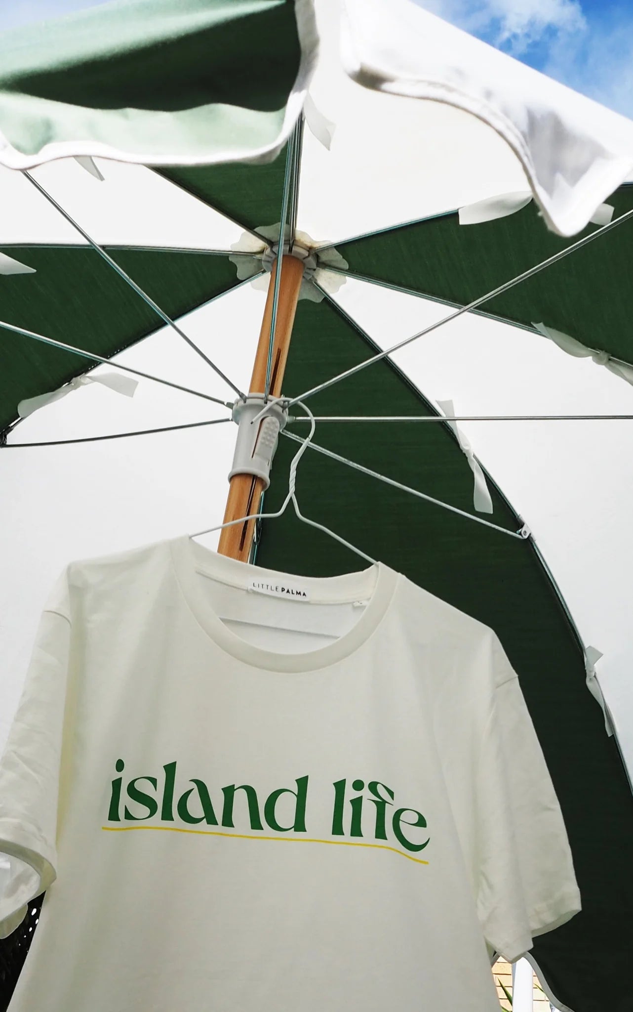 ISLAND LIFE T-SHIRT