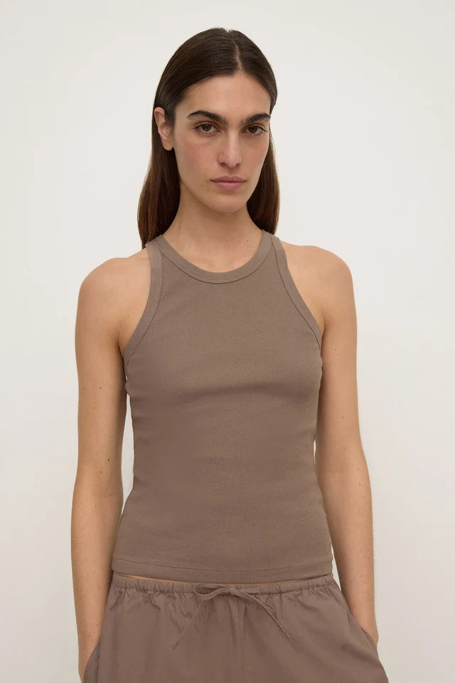 TABITHA RIB TANK | DARK SAND