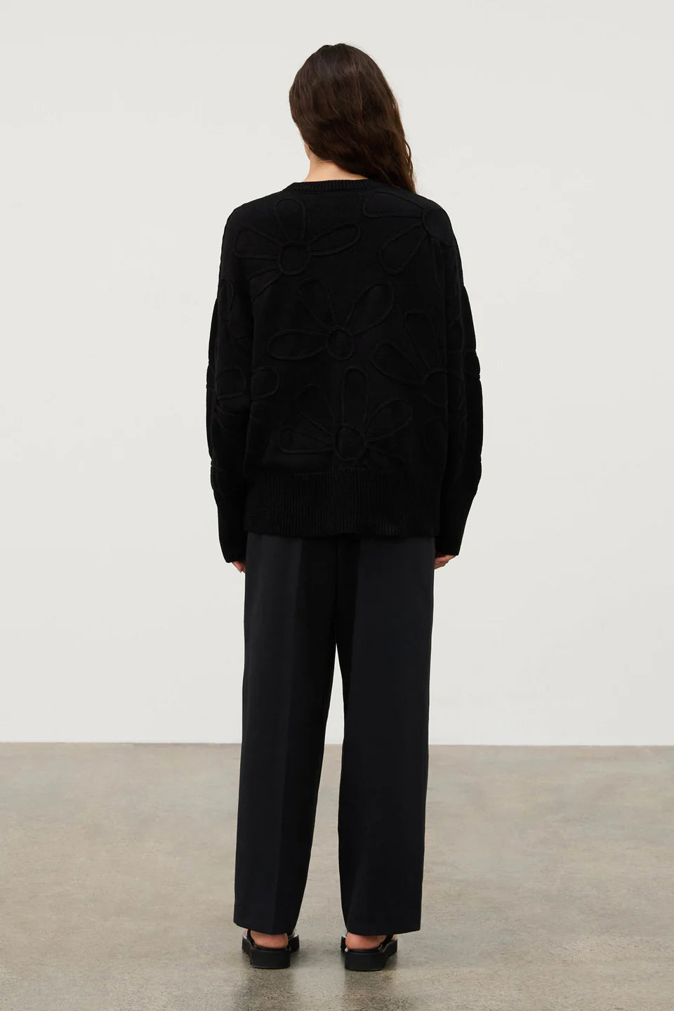 BLACK COTTON APPLIQUE KNIT JUMPER