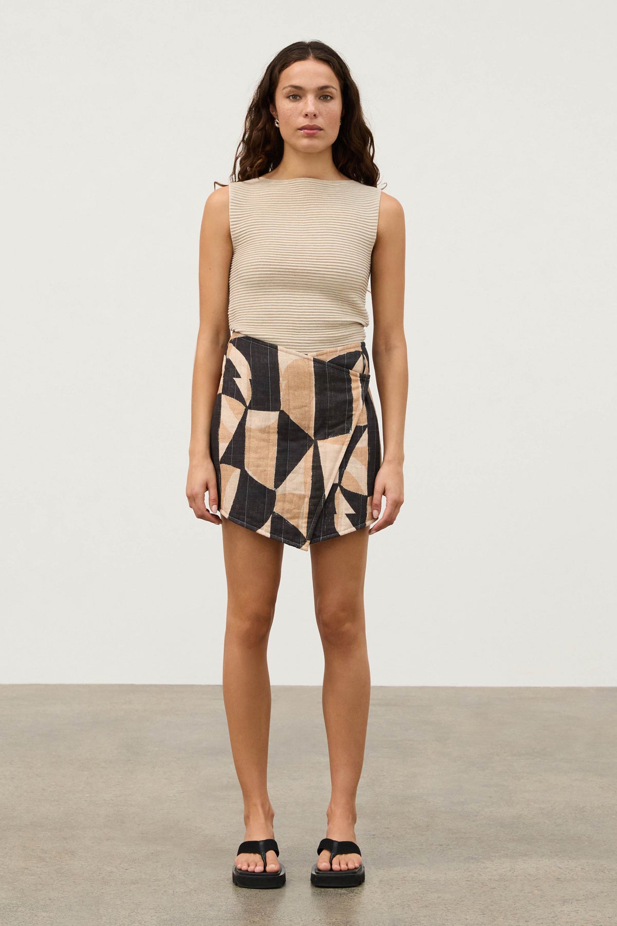 NATURAL TEXTURED KNIT TOP