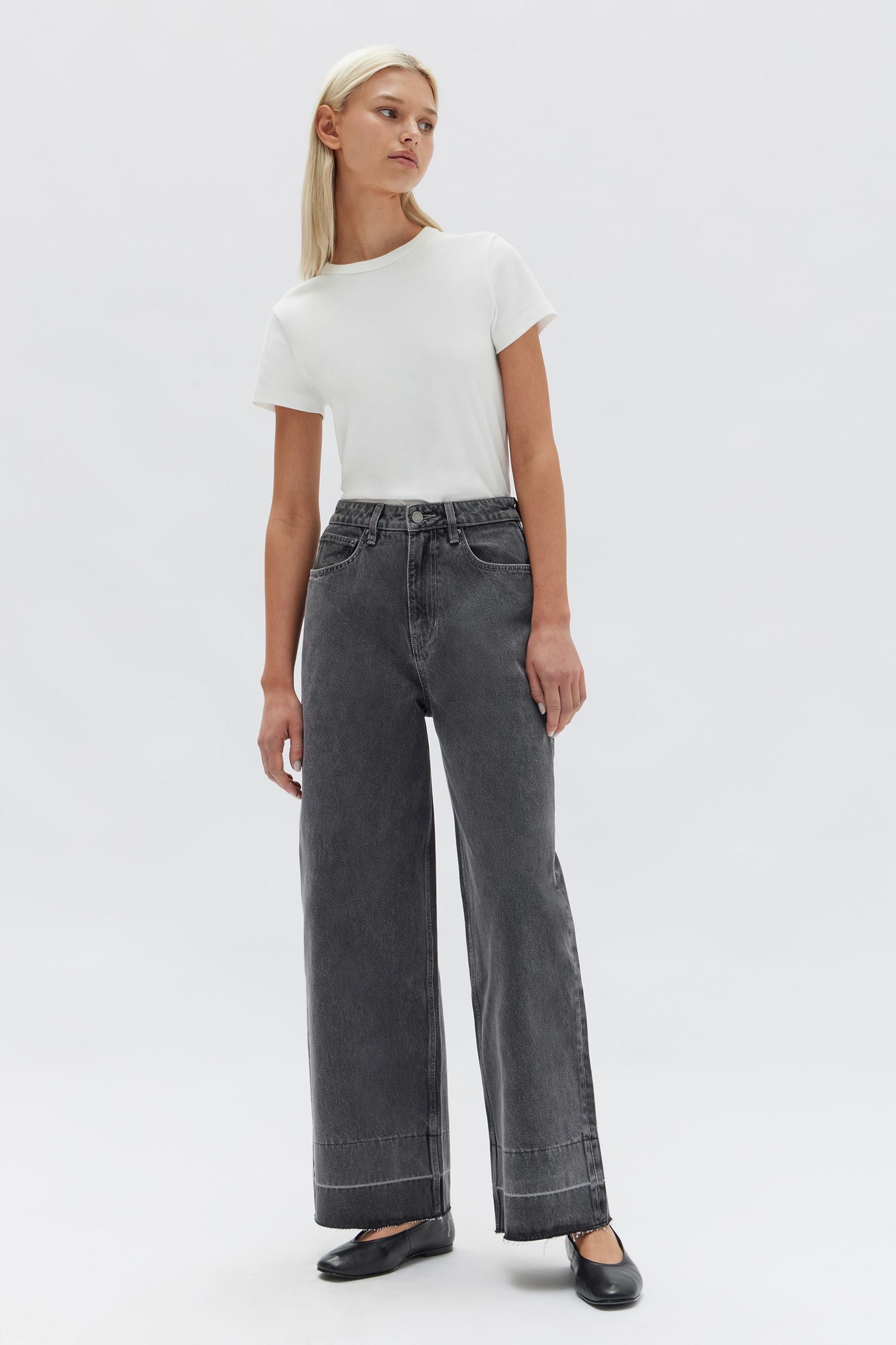 DISTRESSED HEM WIDE LEG JEAN | CHARCOAL