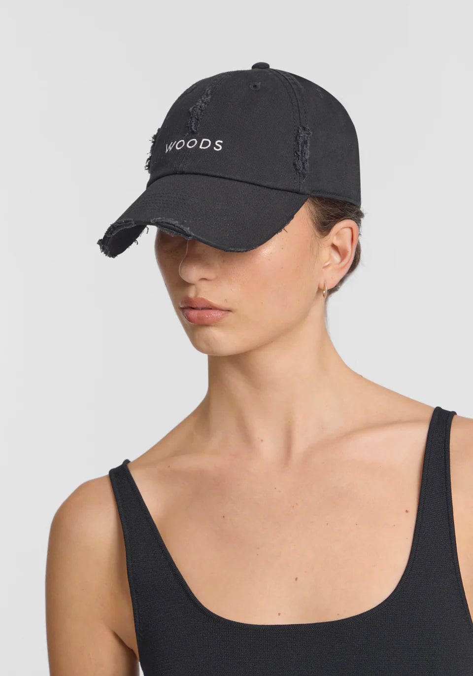 WOODS DISTRESSED CAP