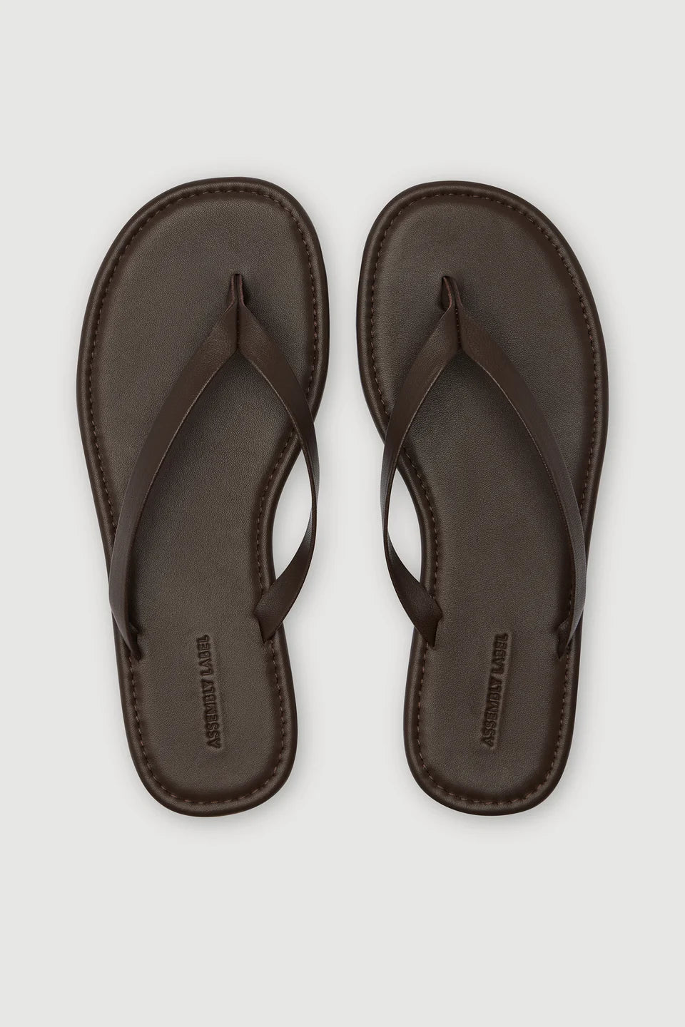 ALINA LEATHER THONG | WALNUT