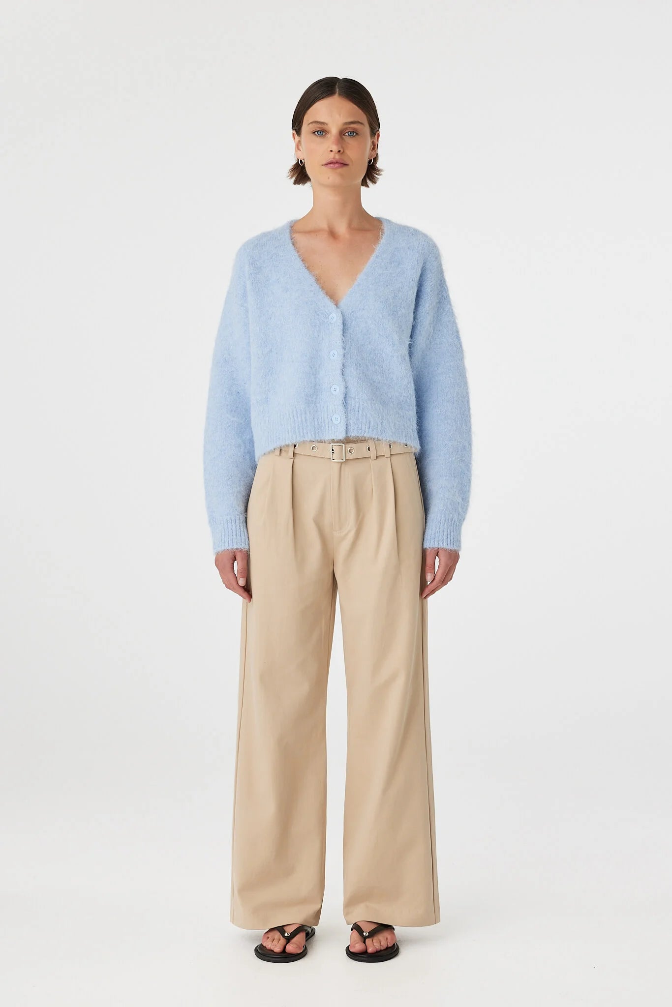 LIORA FLUFFY CARDIGAN | SKY