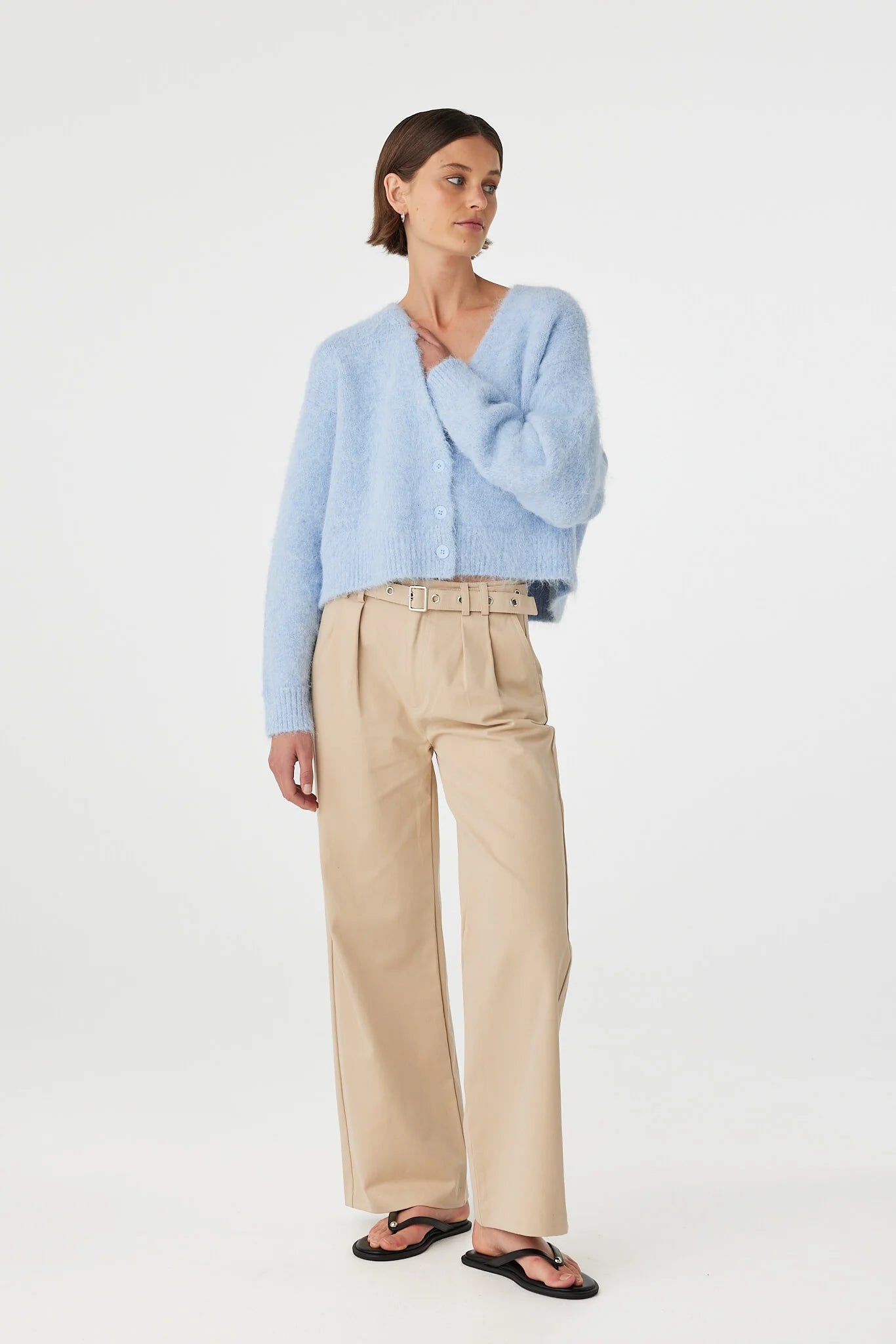 LIORA FLUFFY CARDIGAN | SKY