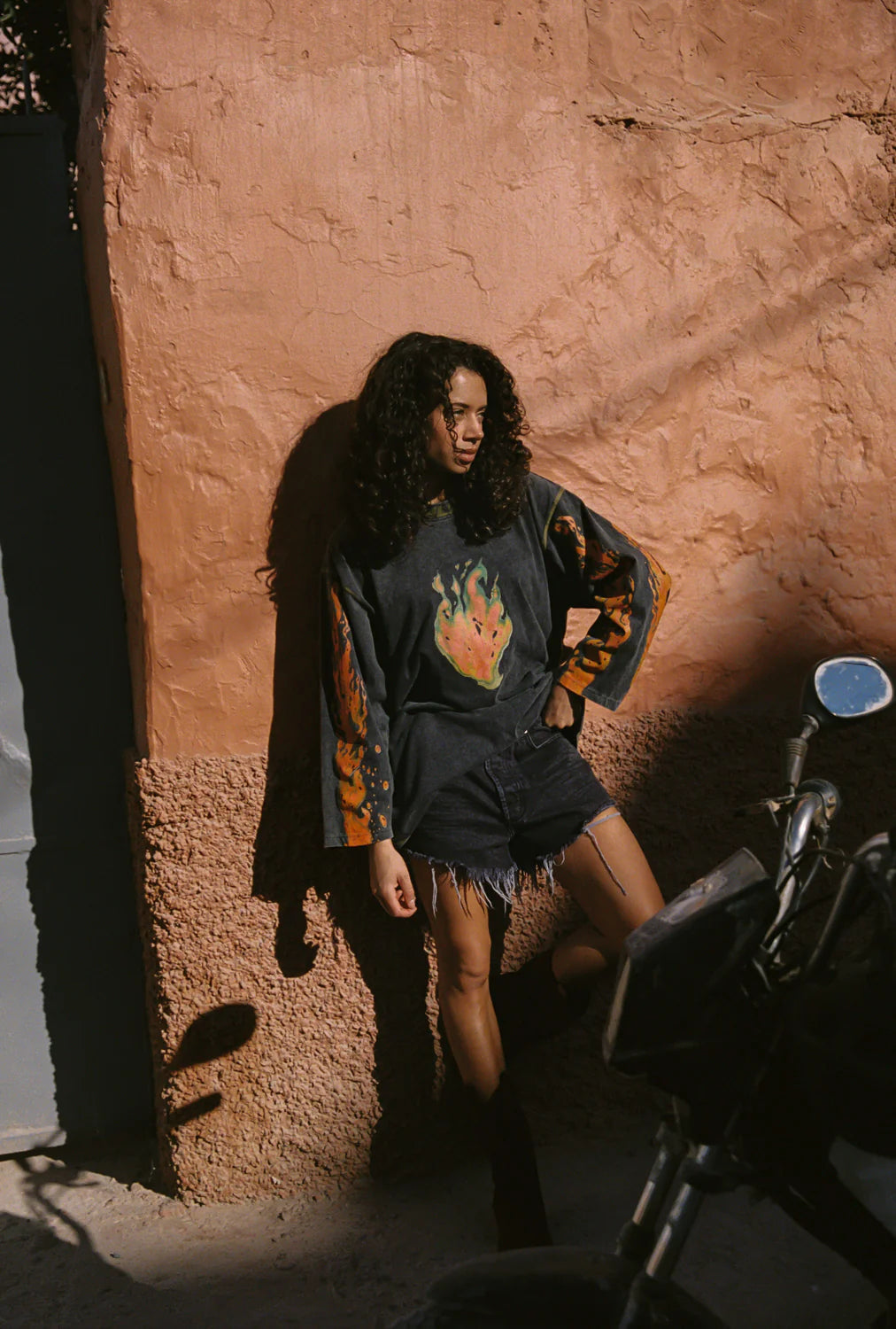 FLAMING HEARTS TOMMY TEE