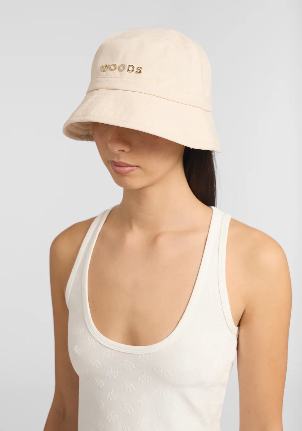 WOODS METAL BUCKET HAT | ECRU
