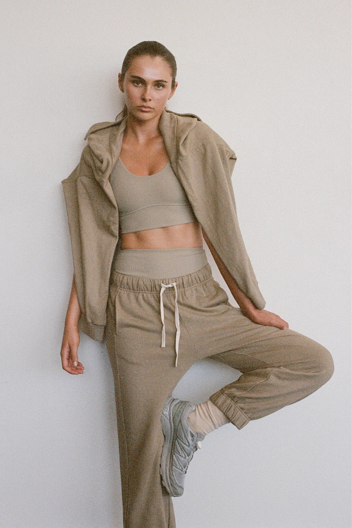 CUFFED SPORT SWEATPANT | OLIVE