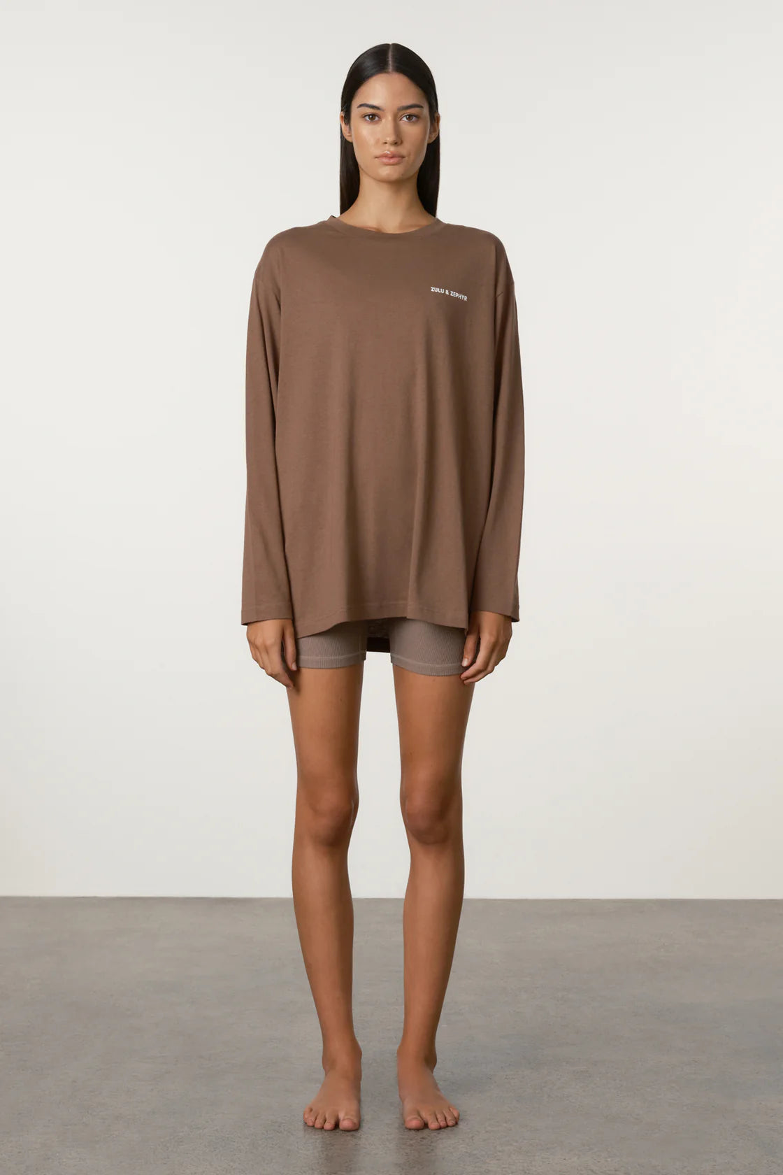 CAROB LONG SLEEVE SPORT TEE